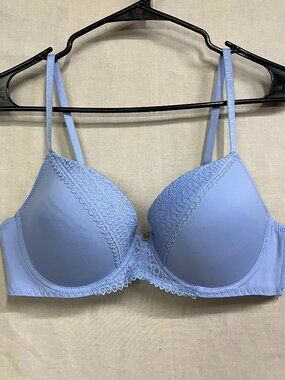 Laura Ashley Bra 38C Womens Blue Lace Underwire Padded Adjustable